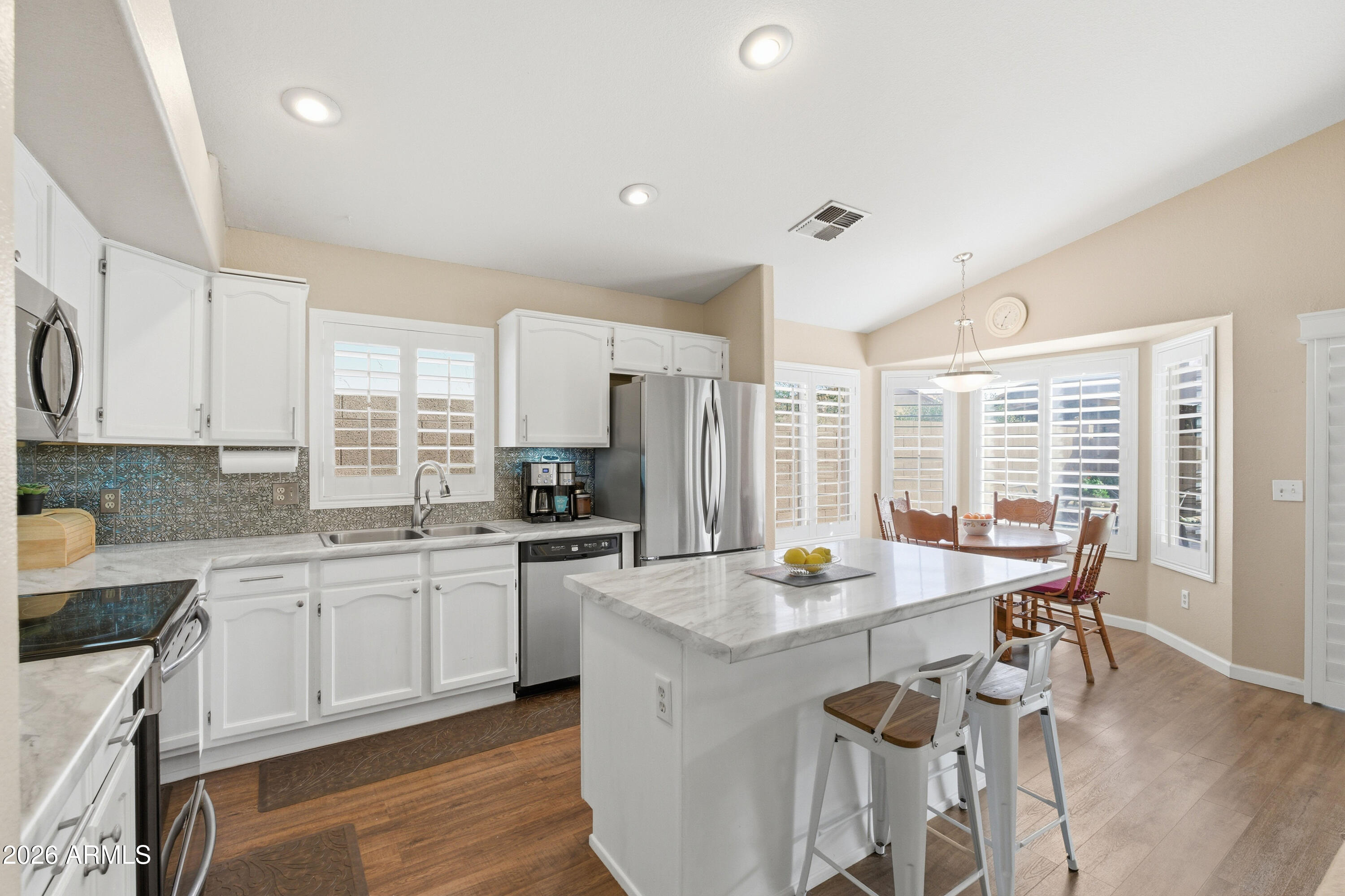 625 W SAGEBRUSH Street