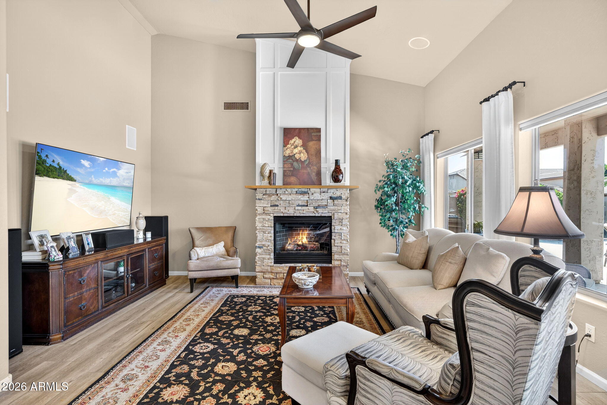 5257 E MICHELLE Drive