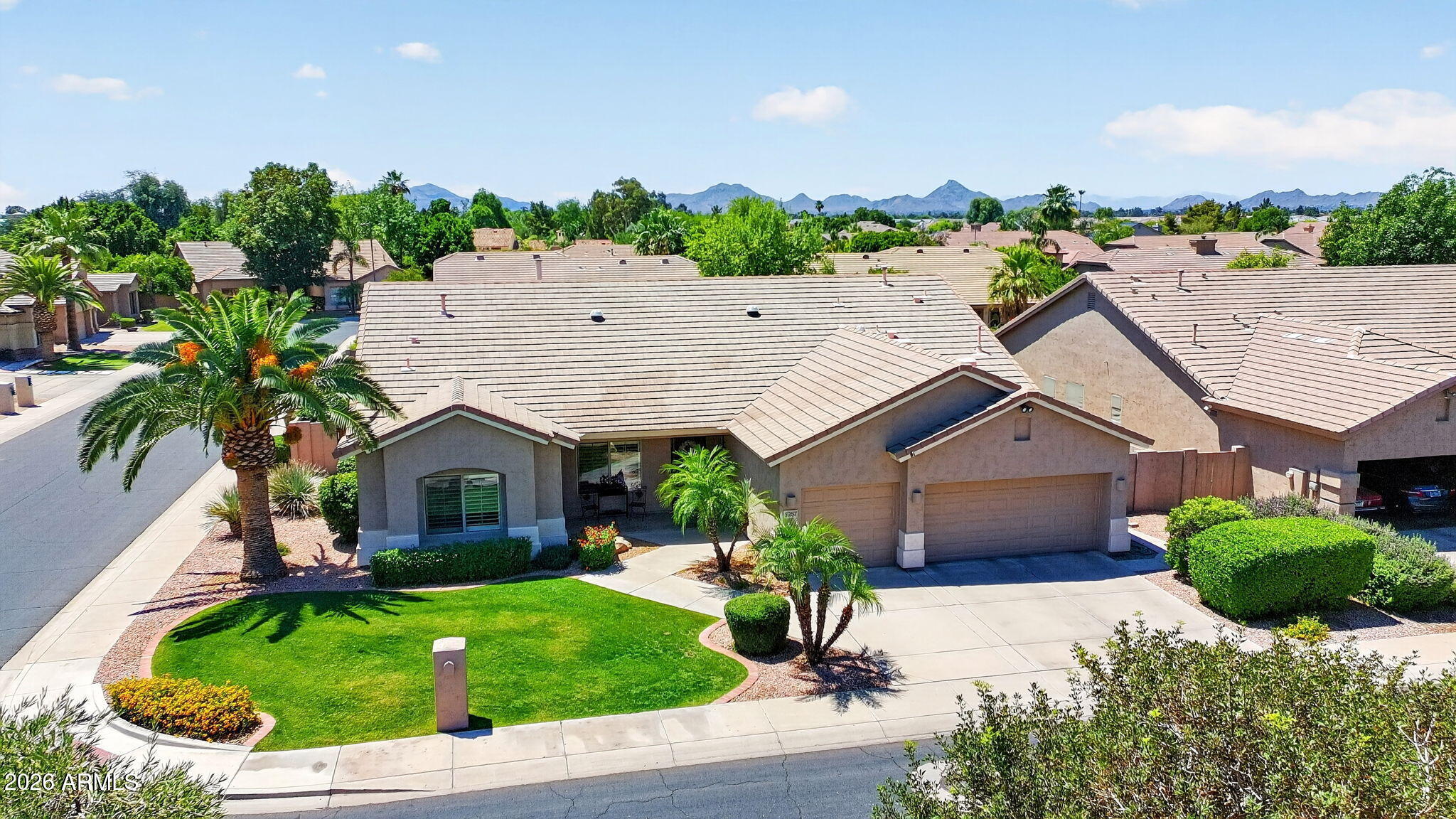 5257 E MICHELLE Drive