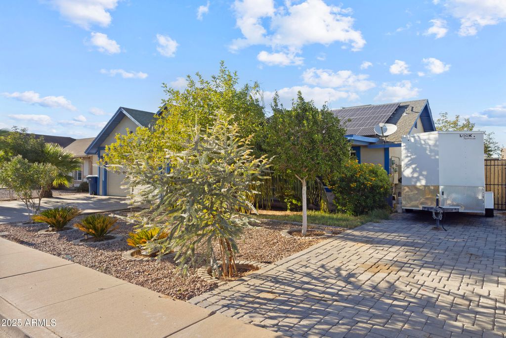 Photo of 2456 E Catalina Avenue, Mesa, AZ 85204 (MLS # 6928792)