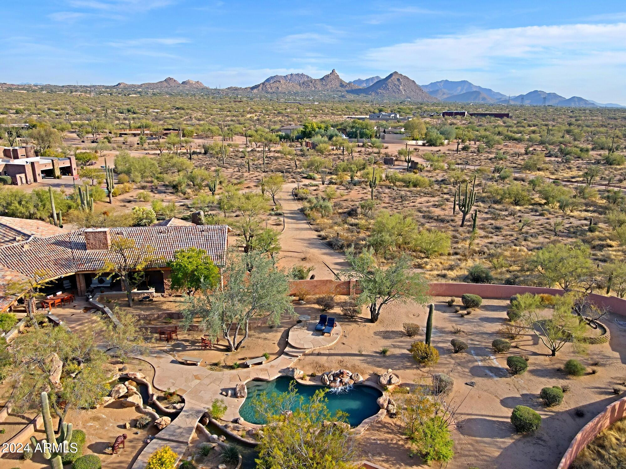 8505 E MORNING VISTA Road