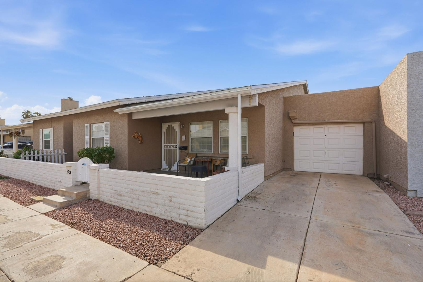 2929 E Broadway Road Unit 102