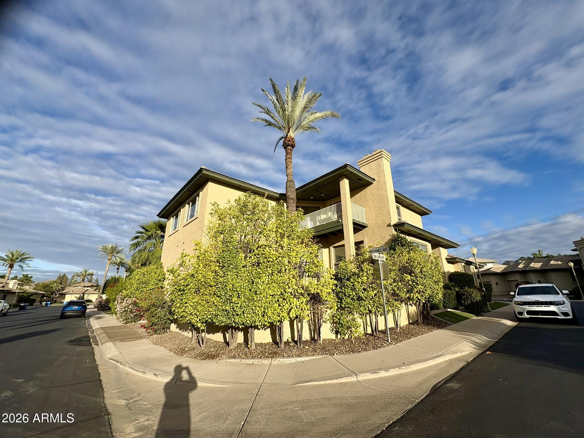 3129 E San Juan Avenue