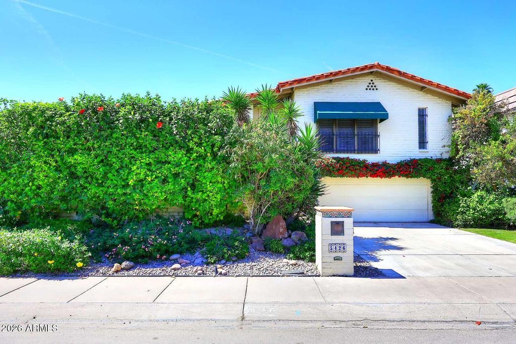 Photo of 5426 S Lighthouse Lane, Tempe, AZ 85283 (MLS # 7000416)