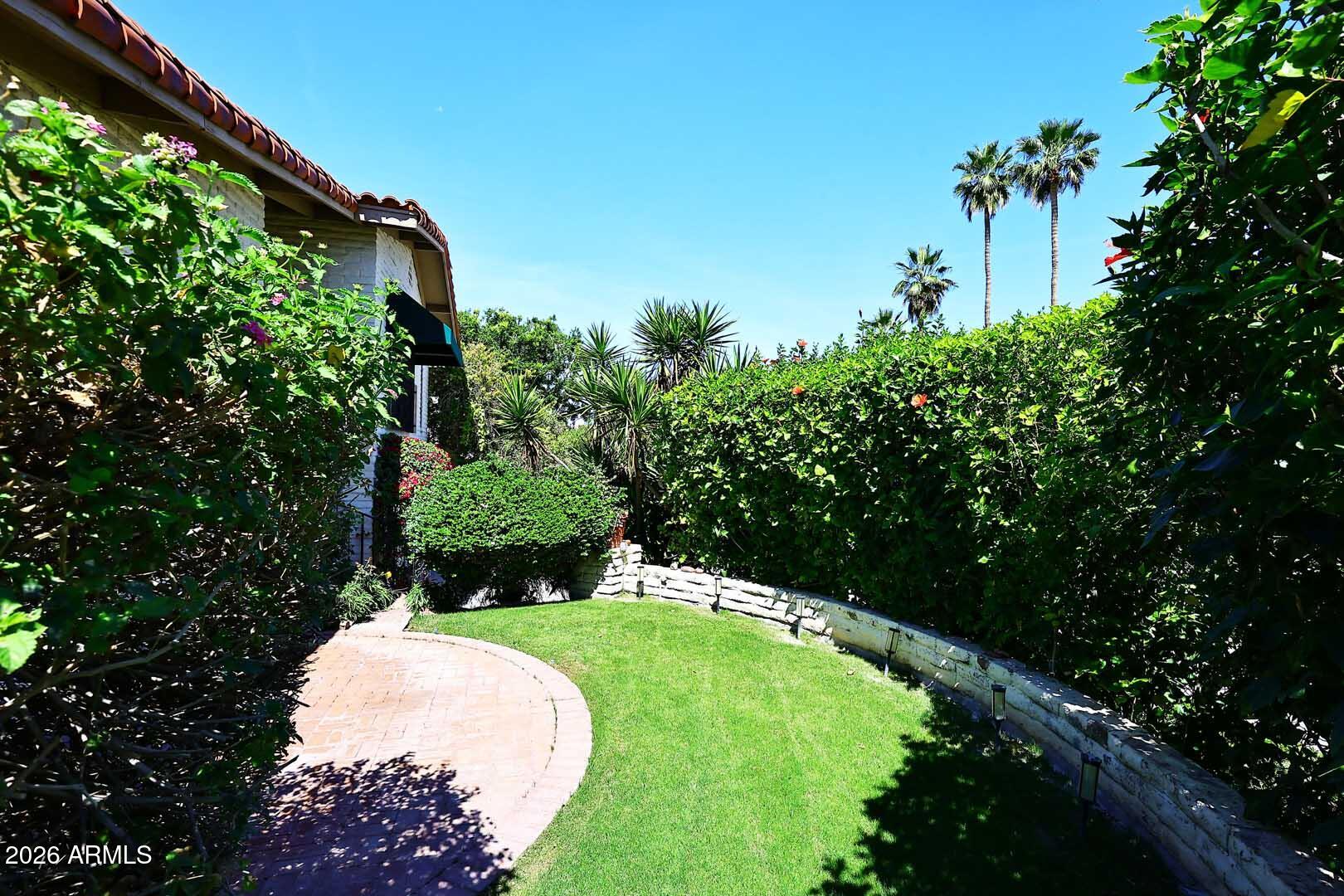 5426 S LIGHTHOUSE Lane