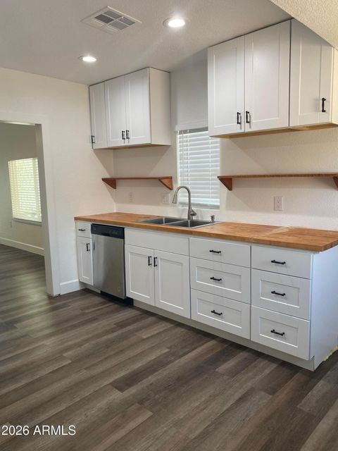 501 N DELAWARE Street Chandler AZ 85225