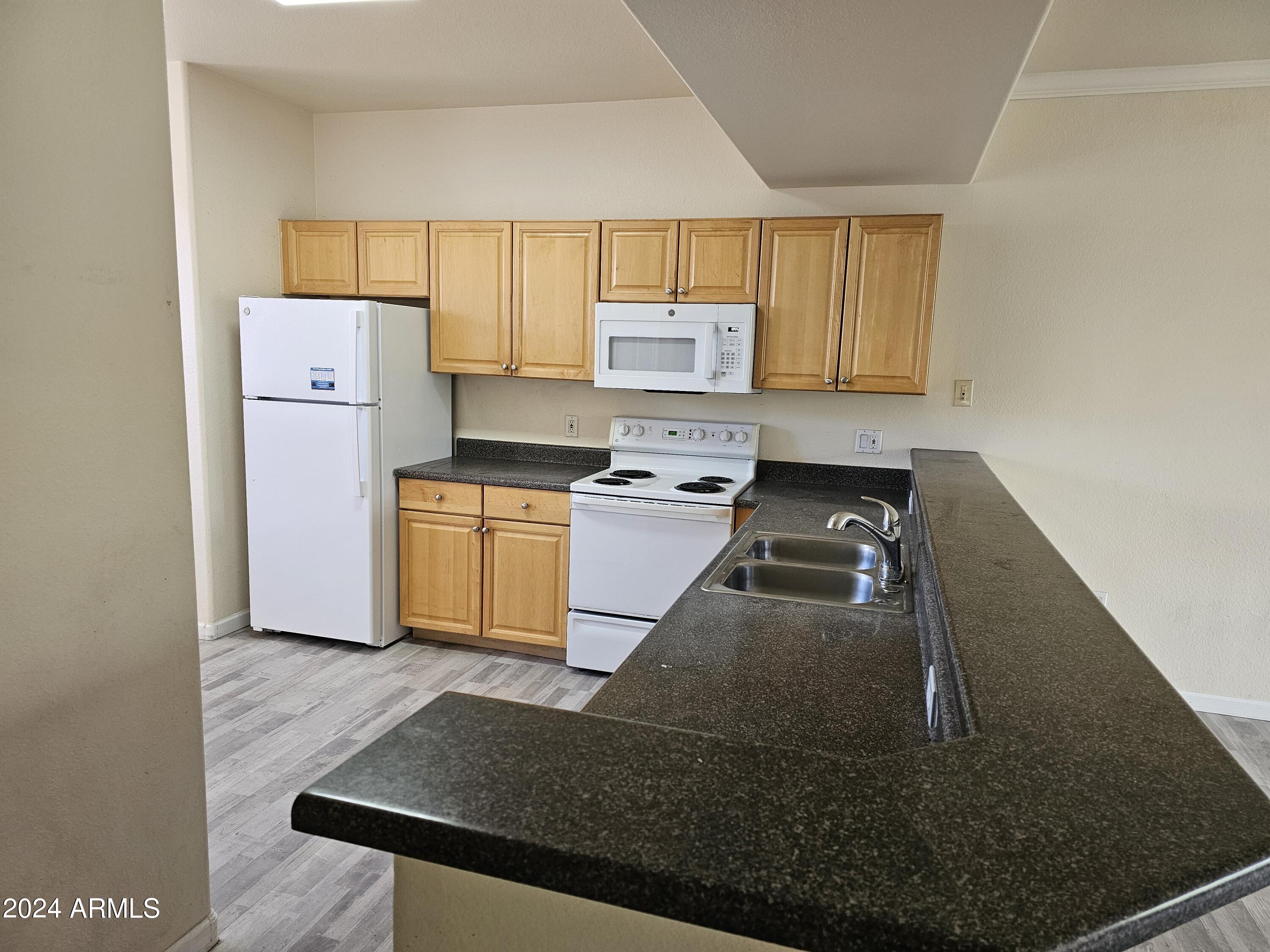 19777 N 76TH Street 3333