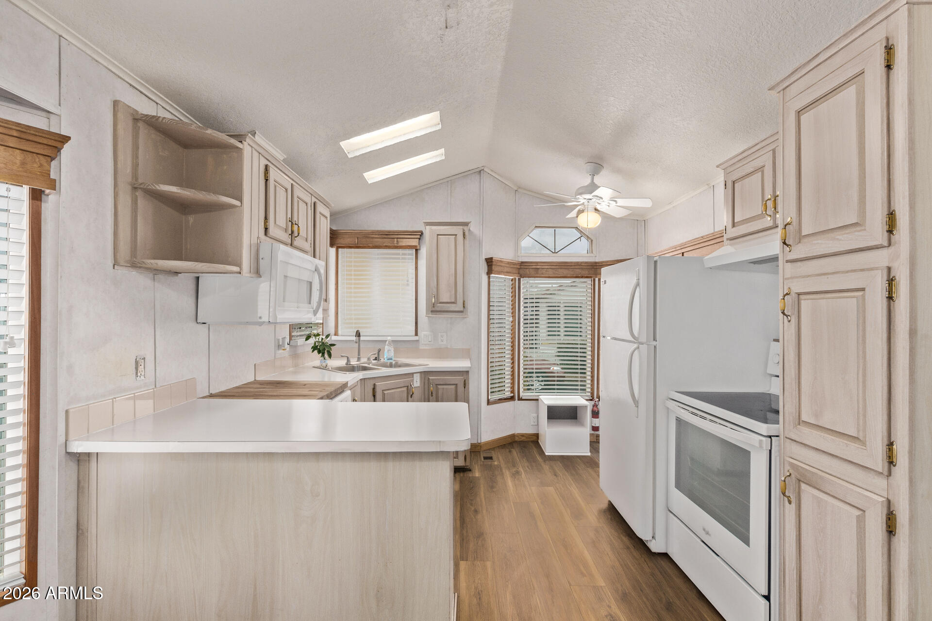 CARRIAGE MANOR RV RESORT - Residential
