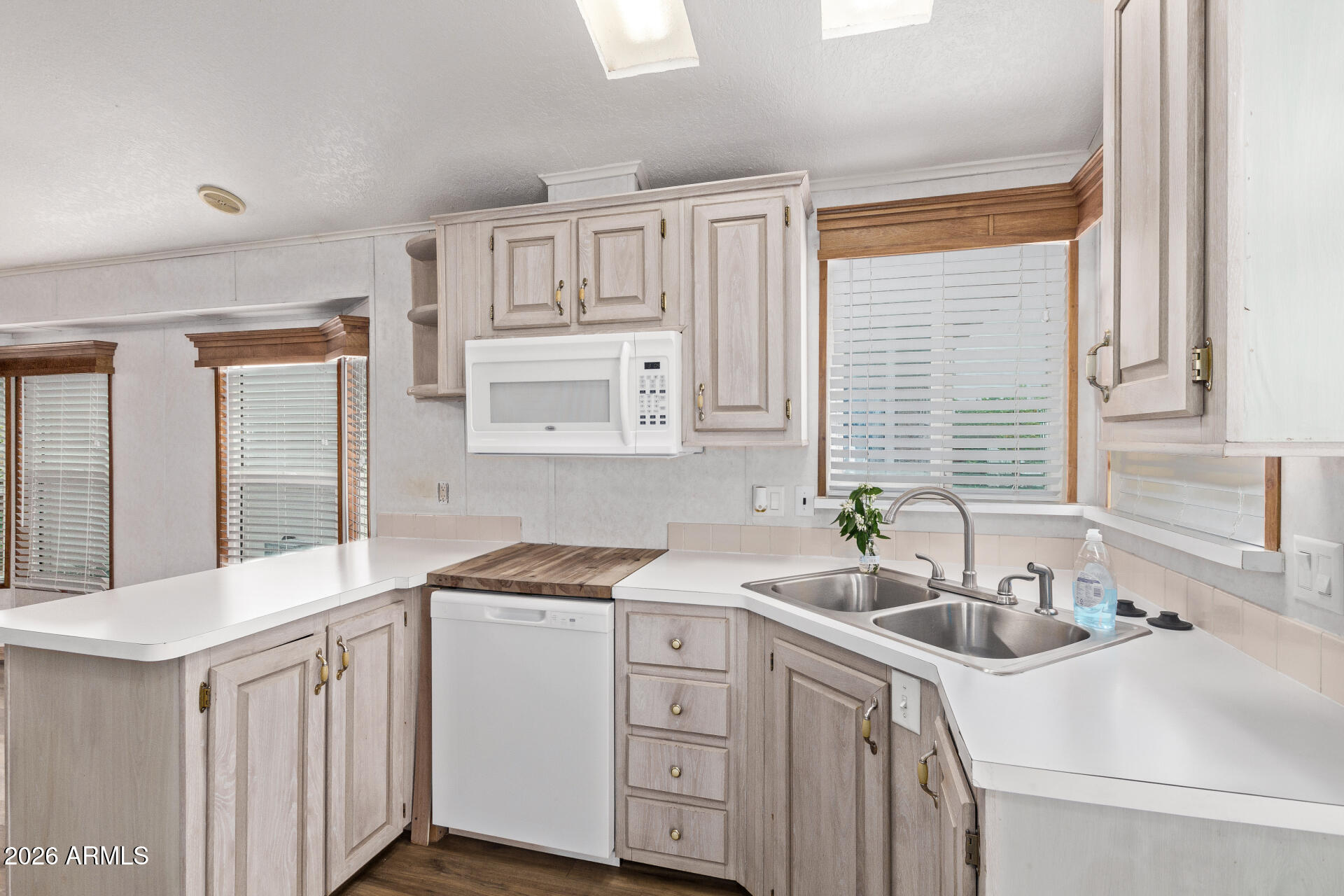 CARRIAGE MANOR RV RESORT - Residential