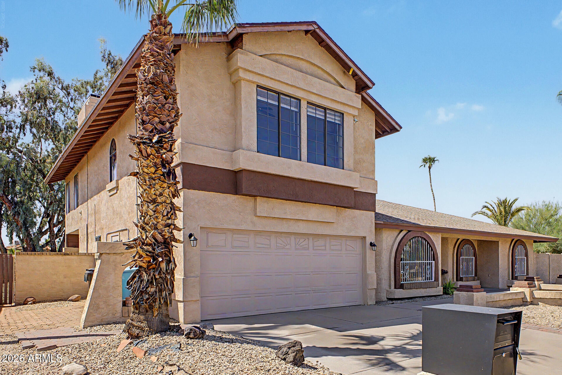 3165 W MARCONI Avenue