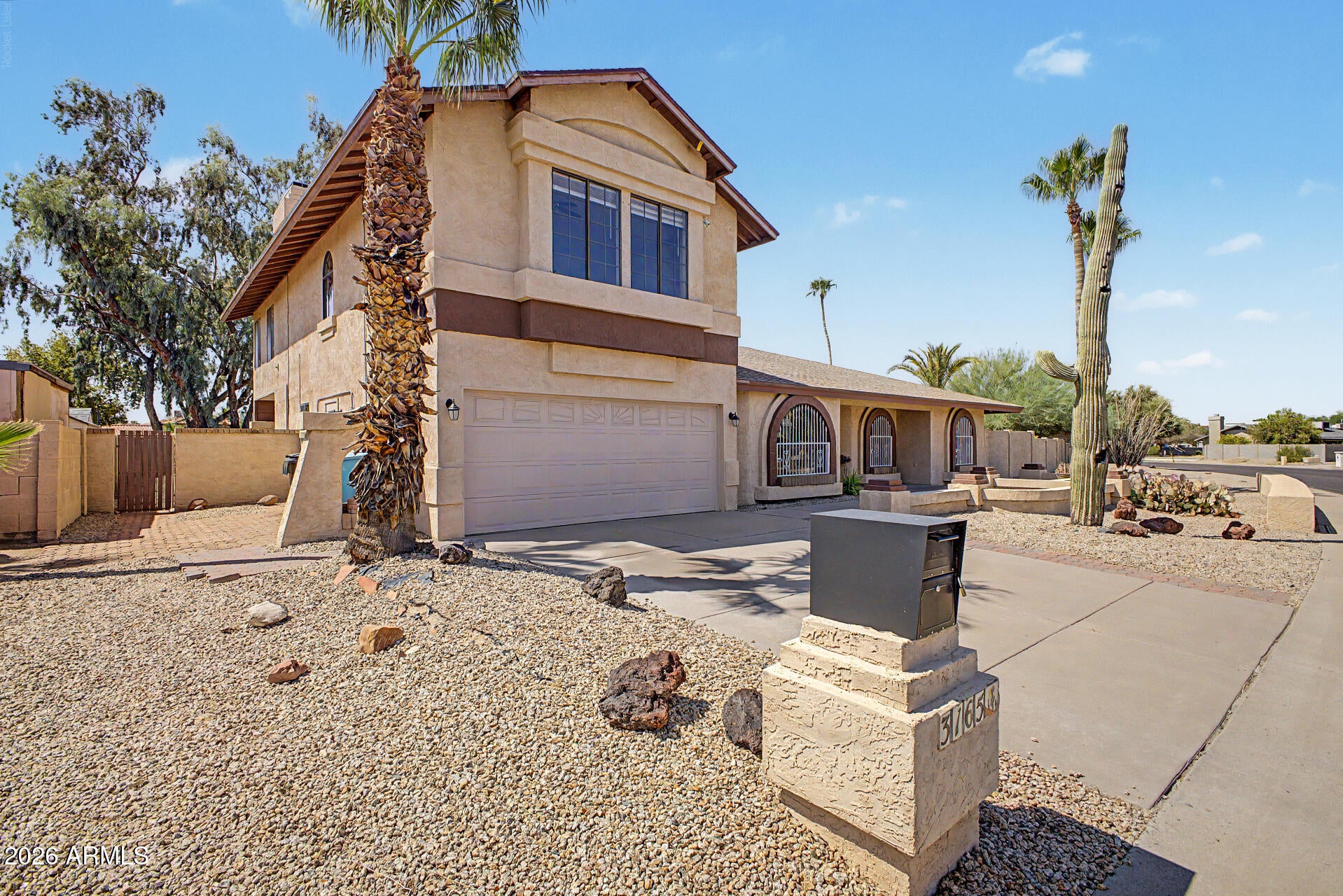 3165 W MARCONI Avenue