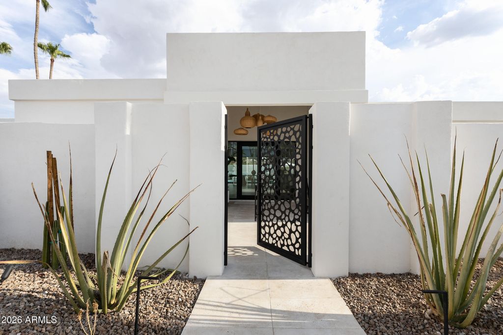 Photo of 6511 E Dreyfus Avenue, Scottsdale, AZ 85254 (MLS # 6971143)