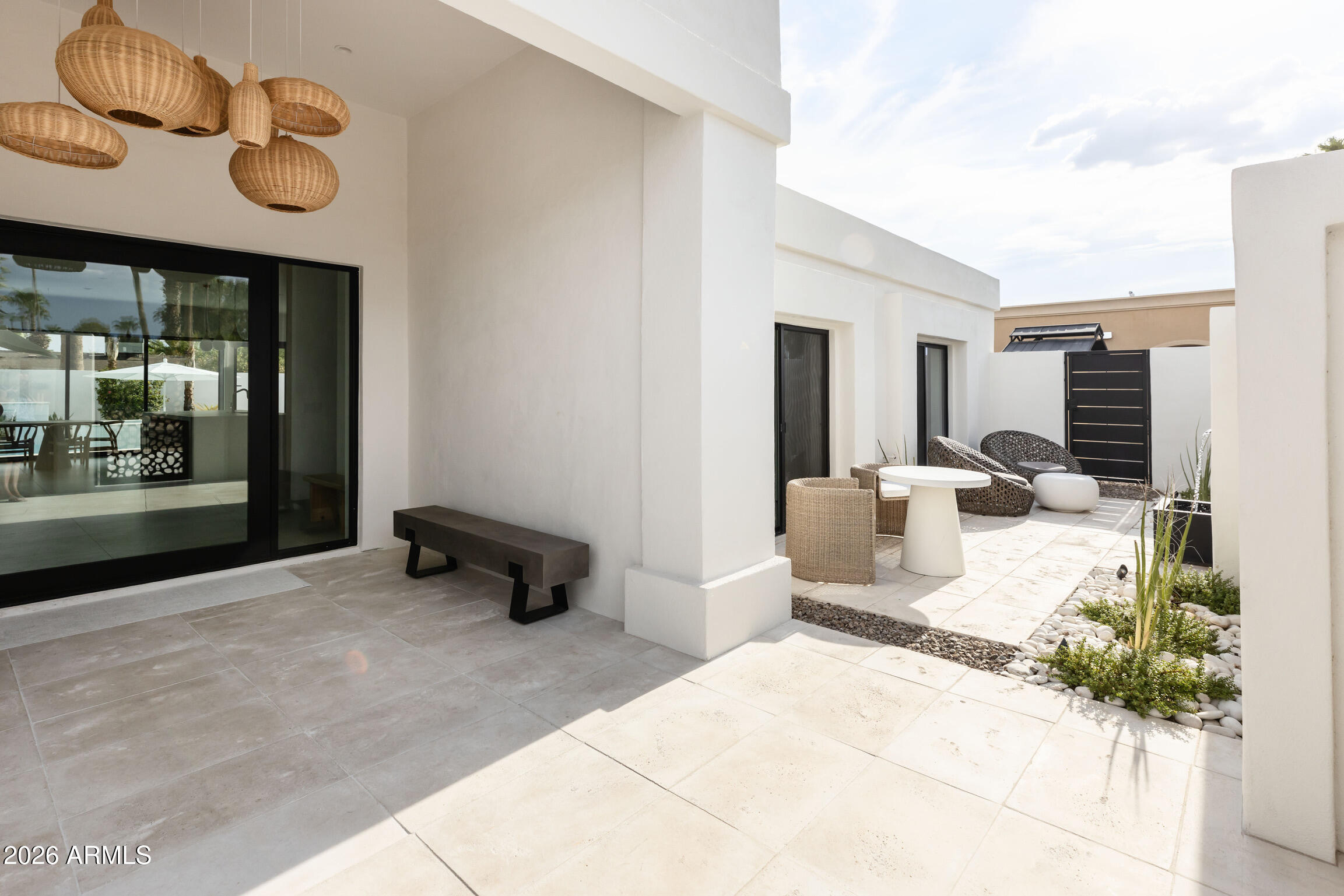 6511 E DREYFUS Avenue