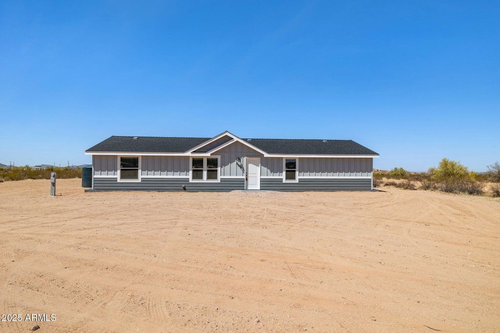 Photo of 51288 W Bluejay Street, Maricopa, AZ 85139 (MLS # 6931809)