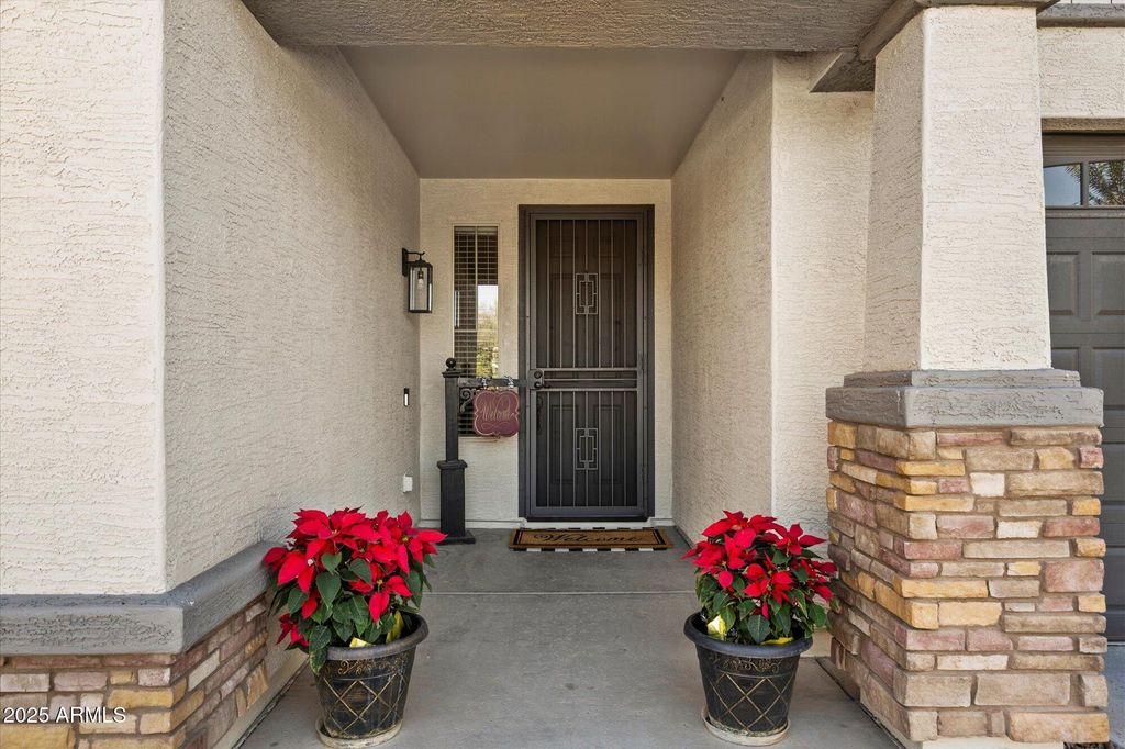 Photo of 1997 E Flintlock Drive, Gilbert, AZ 85298 (MLS # 6956098)