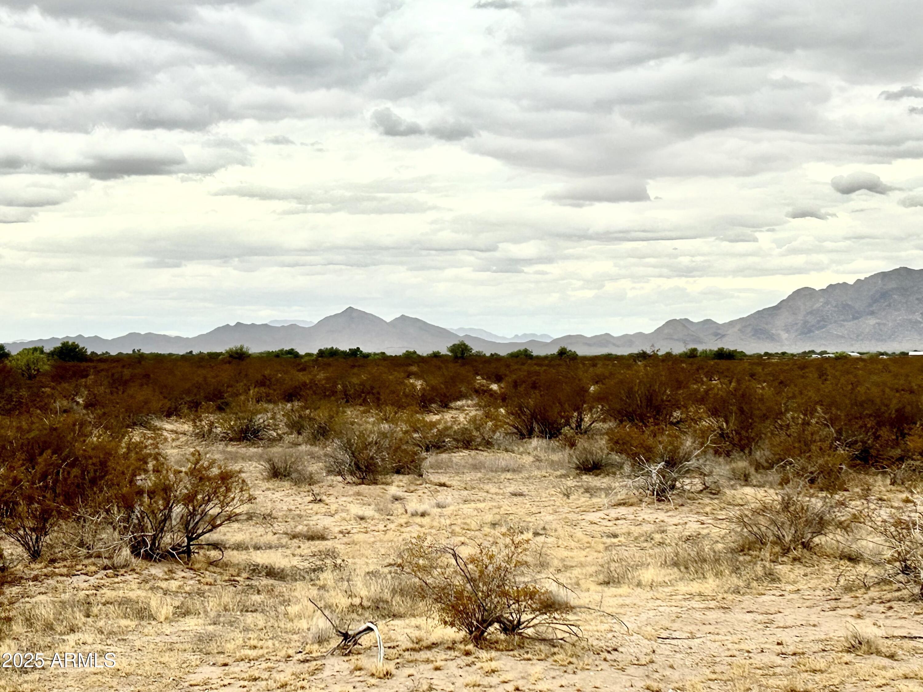 47568 Avenue 71 -- E -