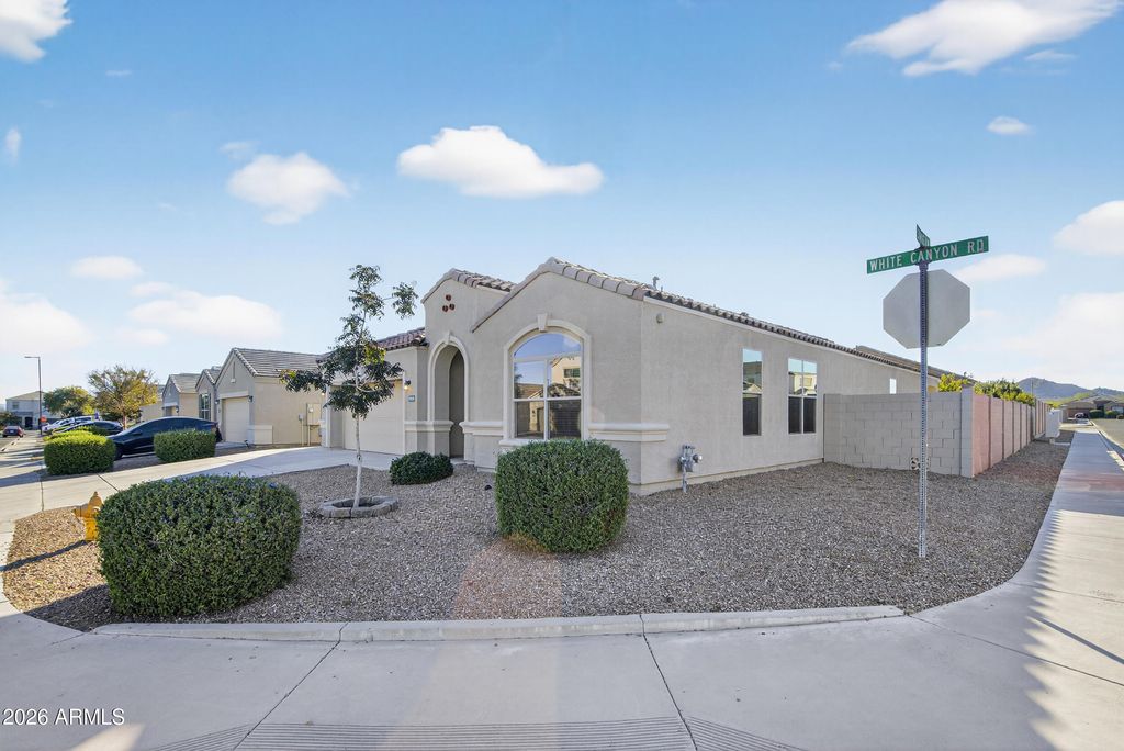Photo of 4171 W White Canyon Road, San Tan Valley, AZ 85144 (MLS # 6970876)