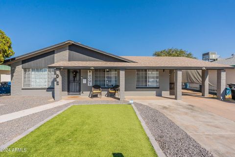 2022 W ASTER Drive Phoenix AZ 85029