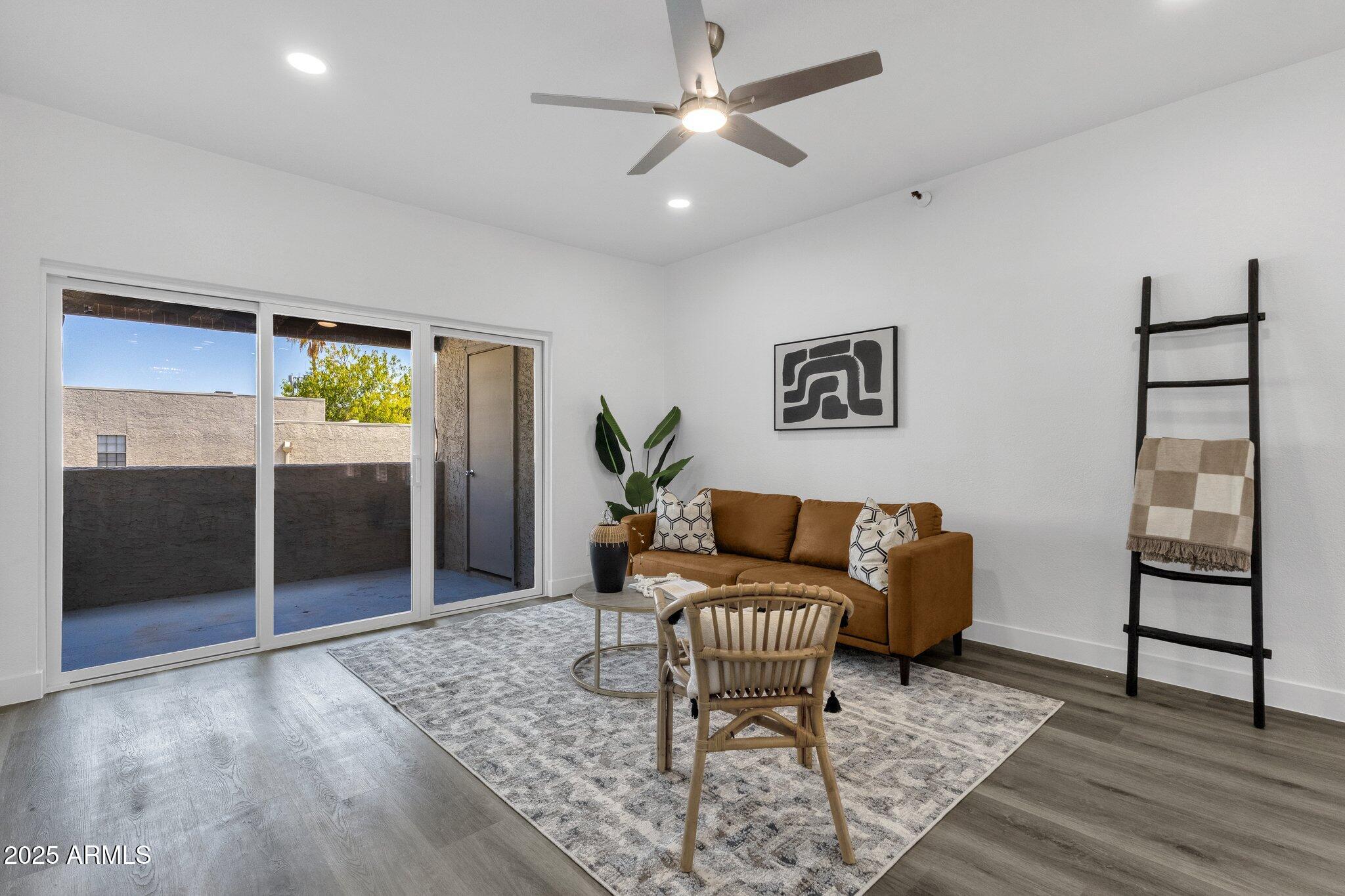 8020 E THOMAS Road 313