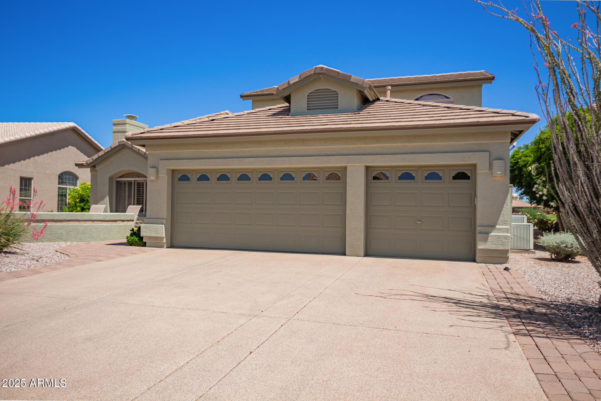 9000 E CEDAR WAXWING Drive