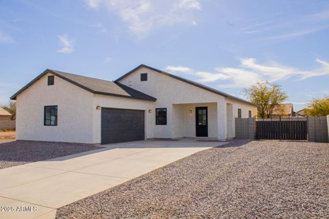 A home in Arizona City