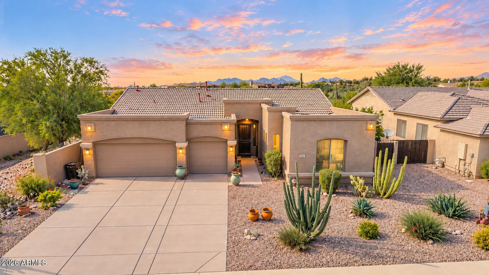 8206 E APACHE PLUMB Drive