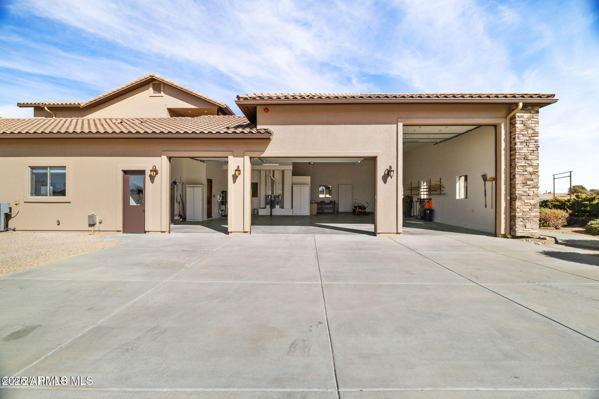 4140 W CHUCKWALLA Road