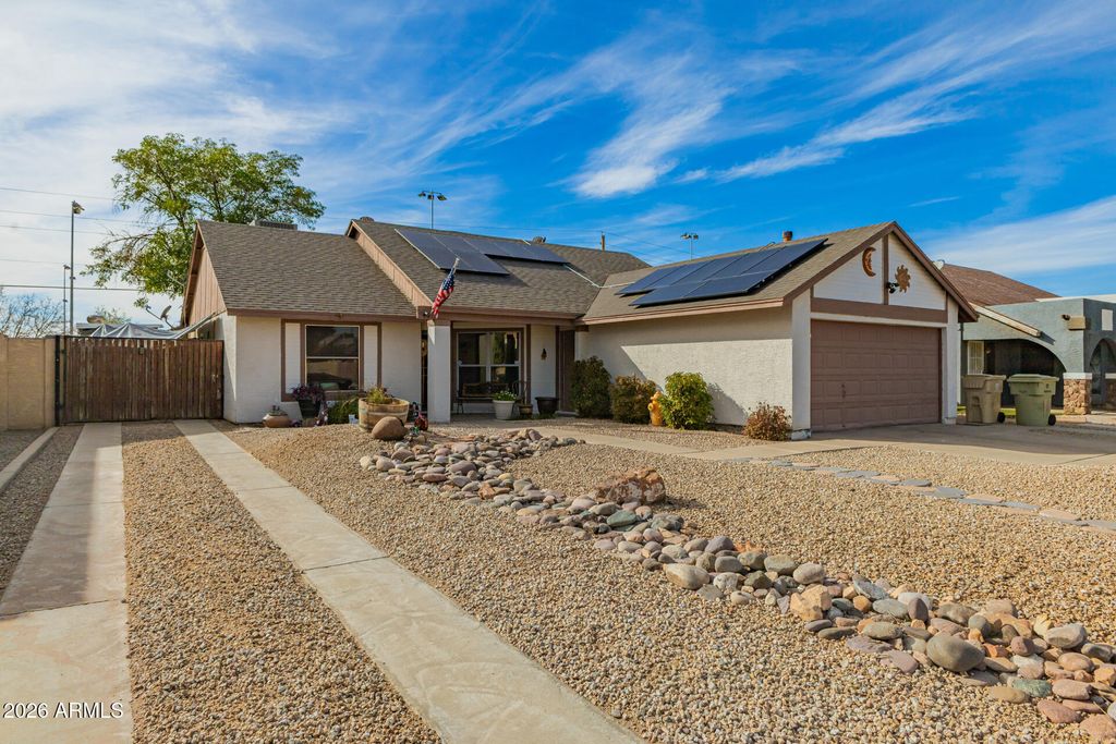 Photo of 6710 N 74th Drive, Glendale, AZ 85303 (MLS # 6991327)