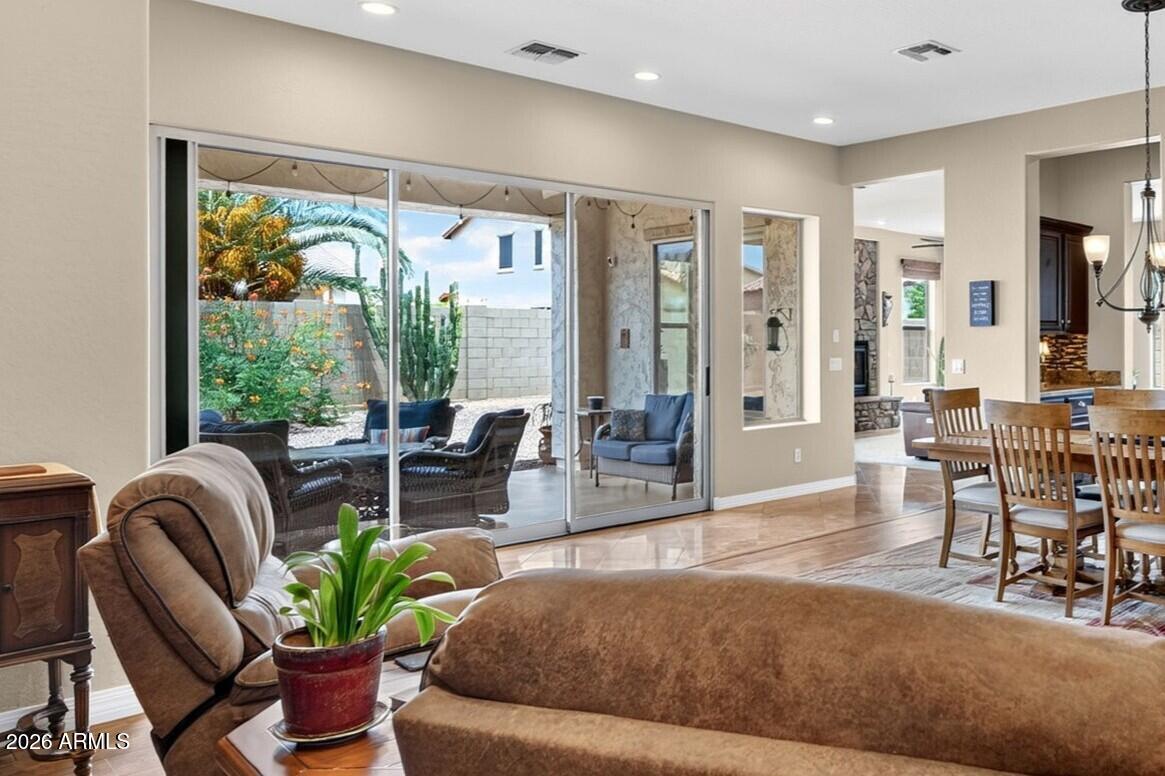 3554 E Glacier Place