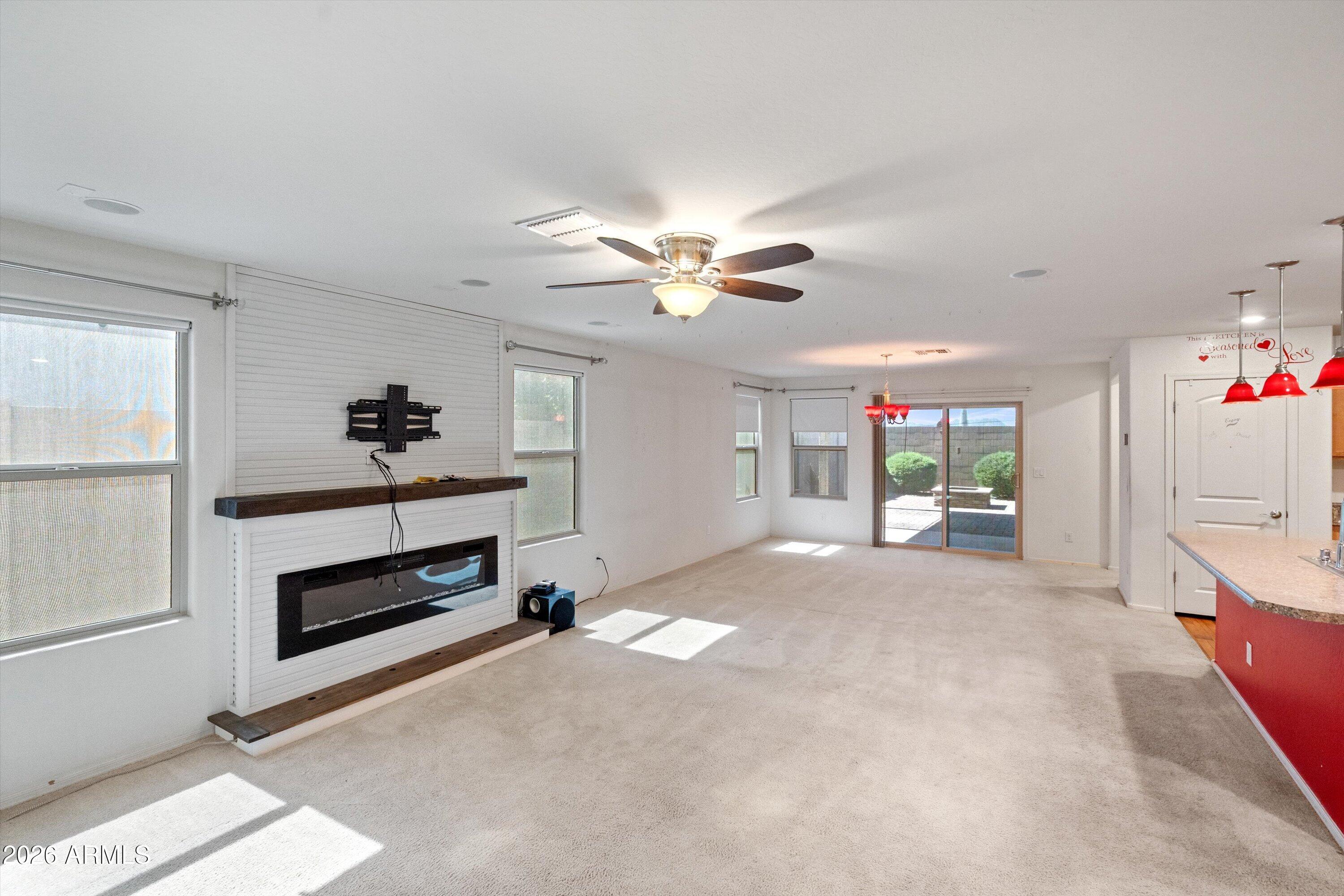 36948 N YELLOWSTONE Drive