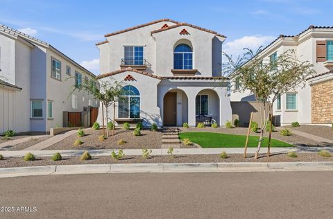 2142 W HIDE Trail Phoenix AZ 85085