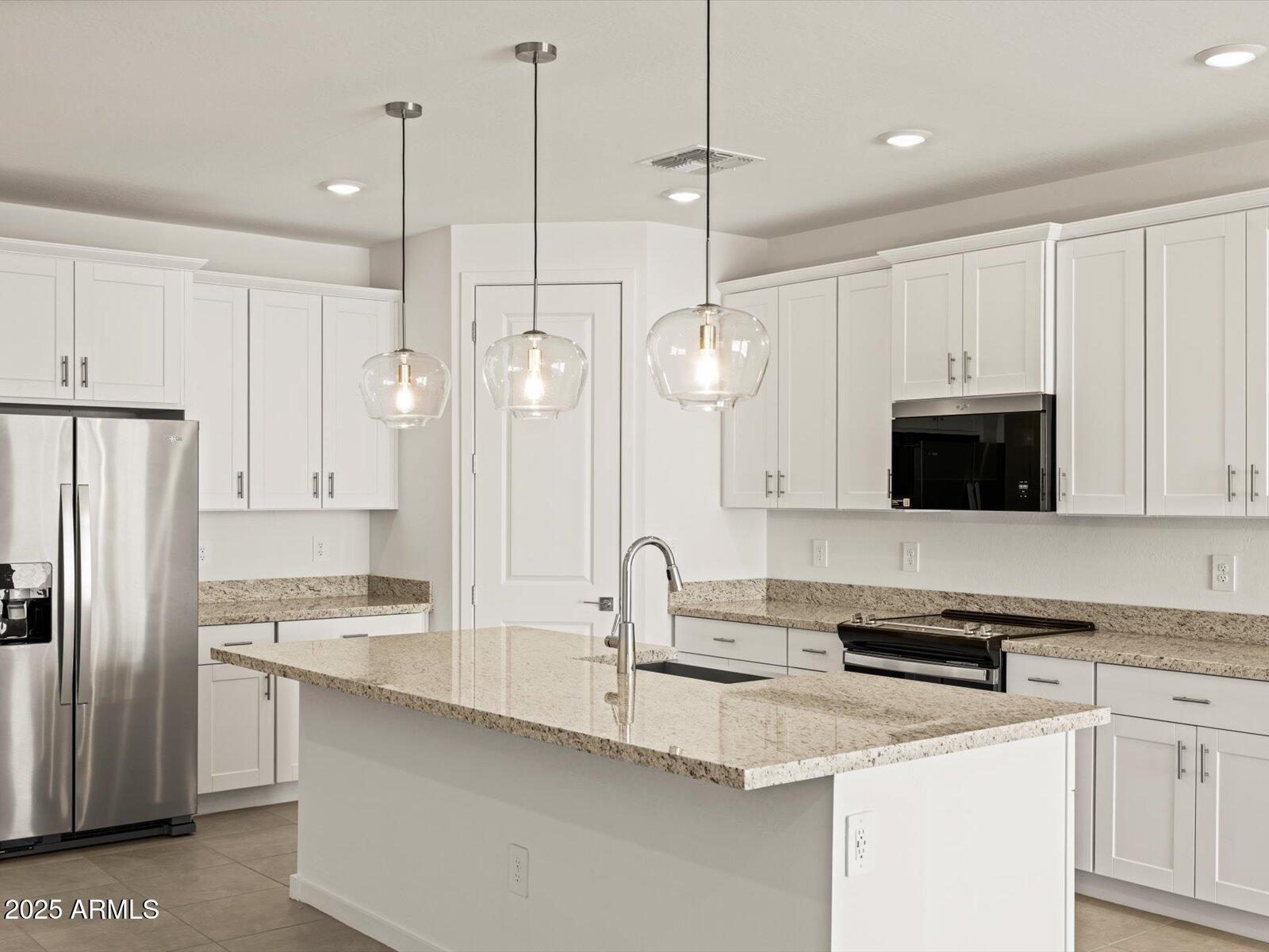 24426 W GRENADINE Road