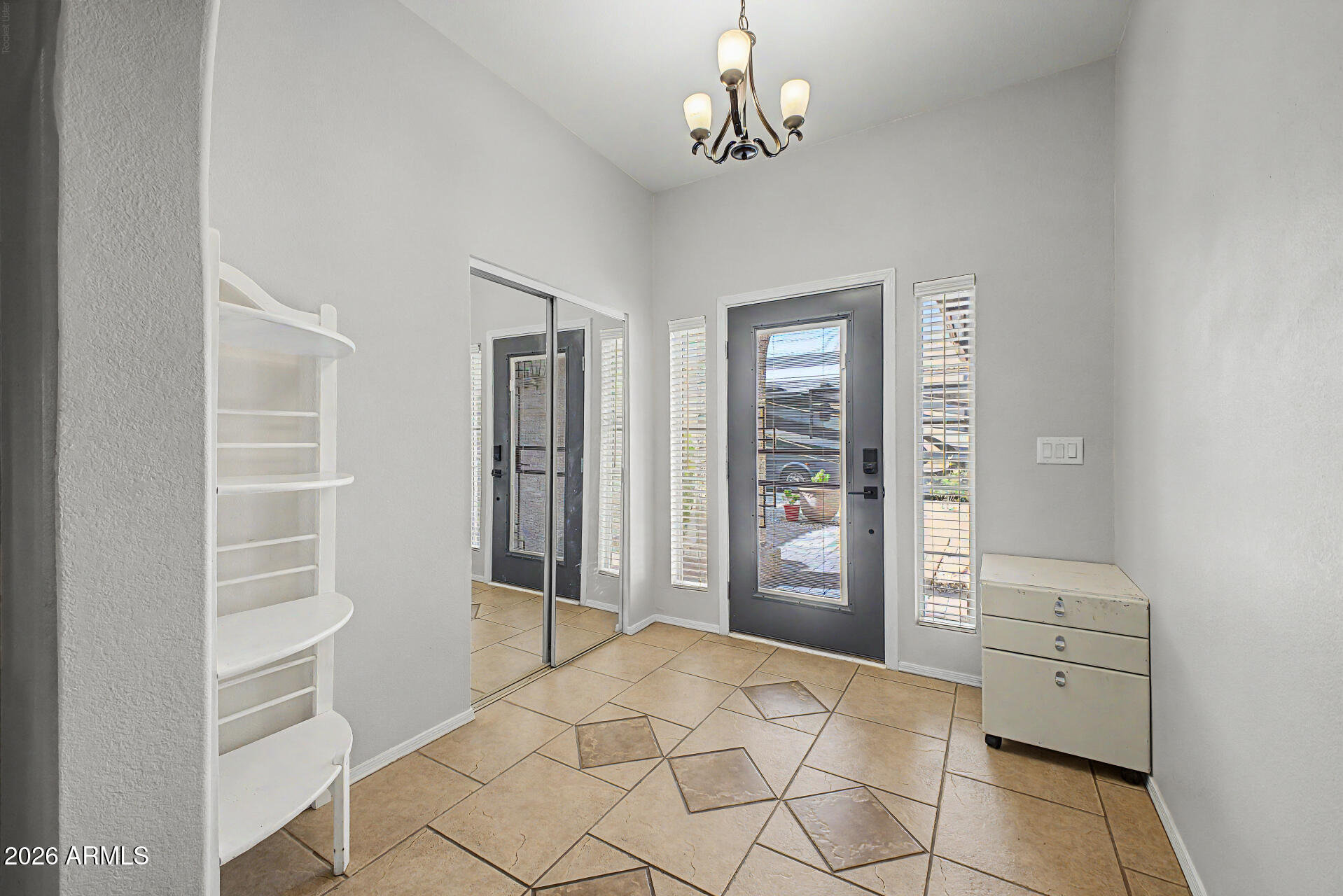 4321 W VILLA LINDA Drive