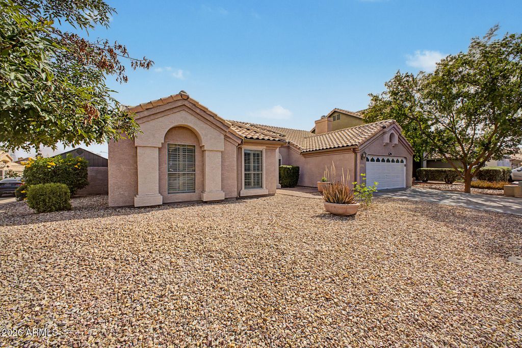 Photo of 4321 W Villa Linda Drive, Glendale, AZ 85310 (MLS # 7021337)
