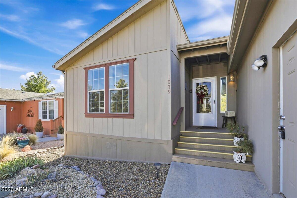 1039 W On the Greens Boulevard