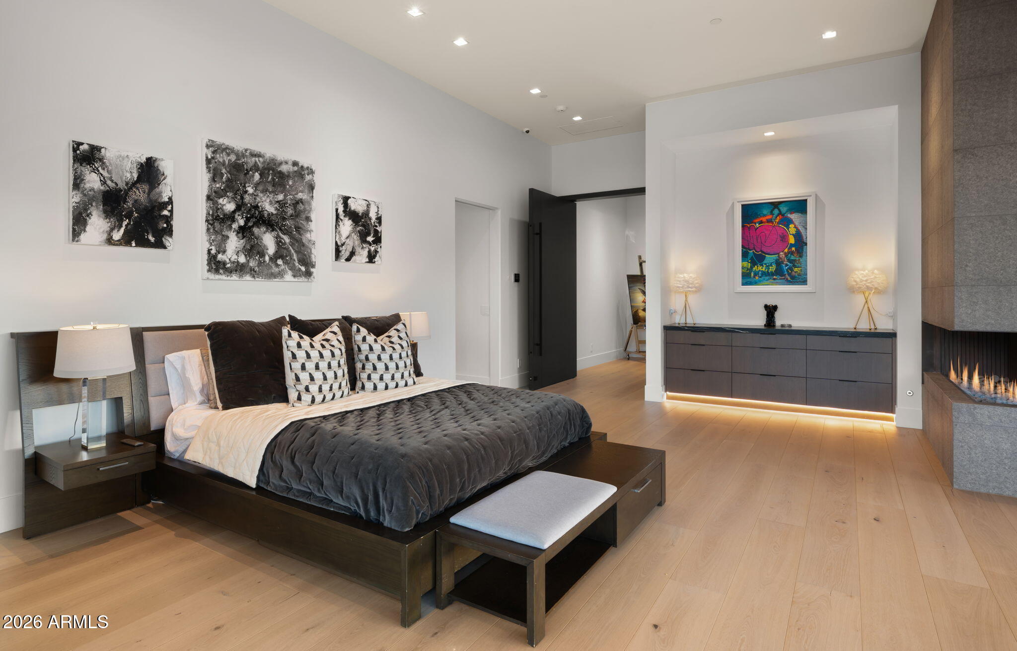 Hummingbird Manor - Residential