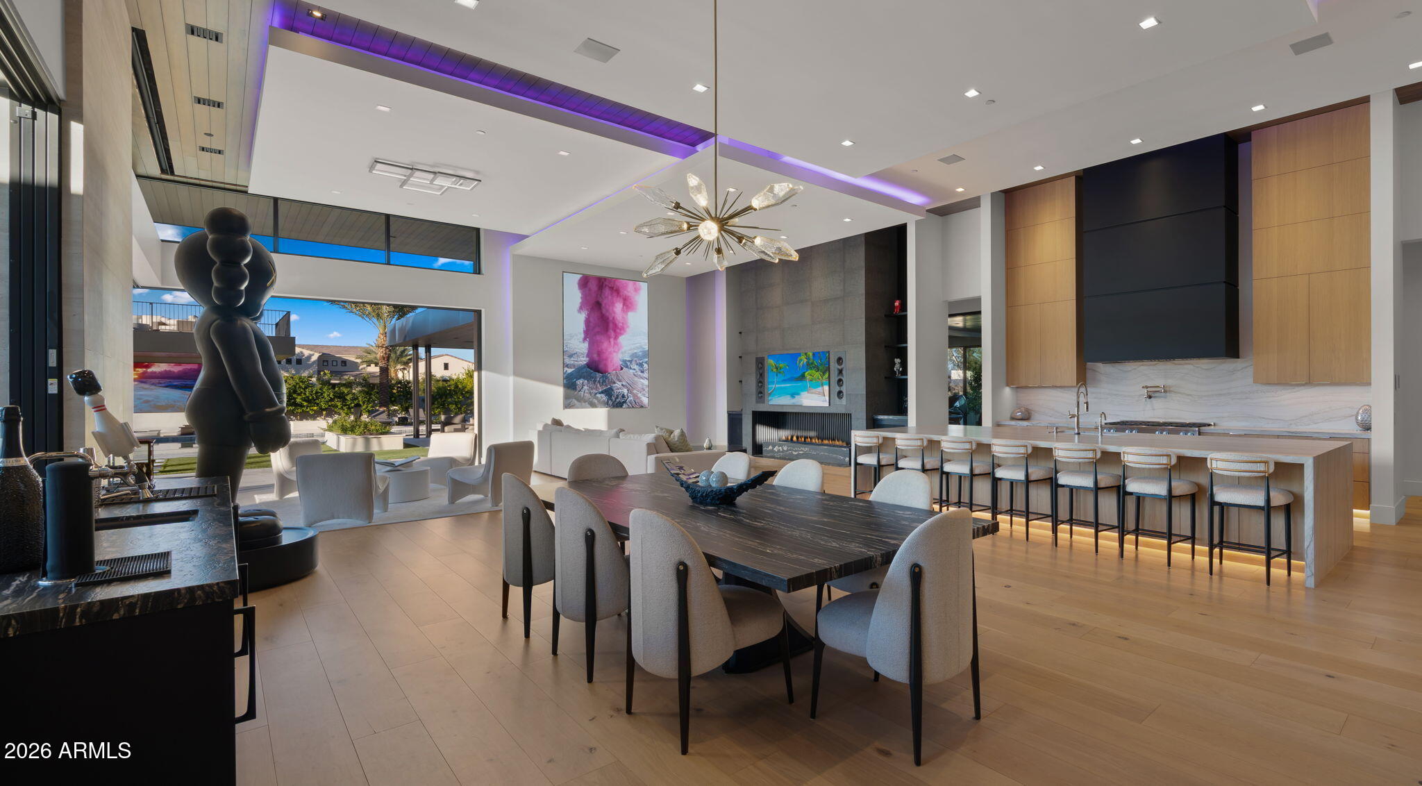 Hummingbird Manor - Residential