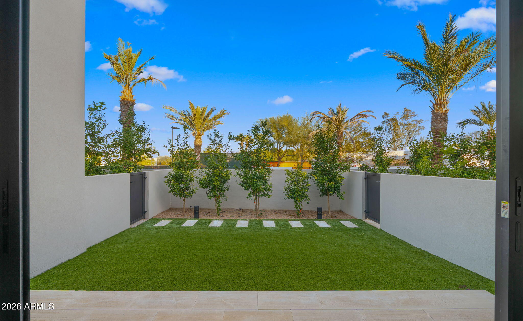 Hummingbird Manor - Residential