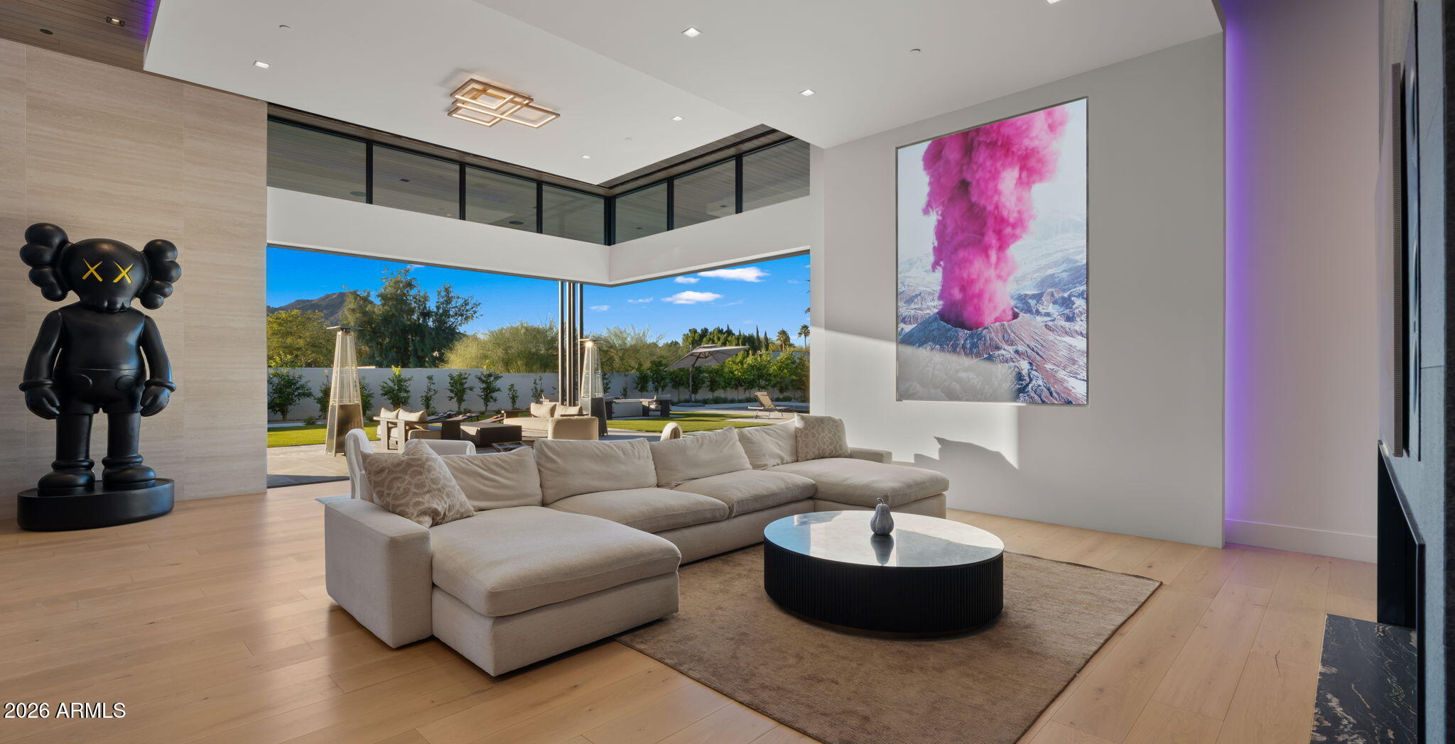Hummingbird Manor - Residential