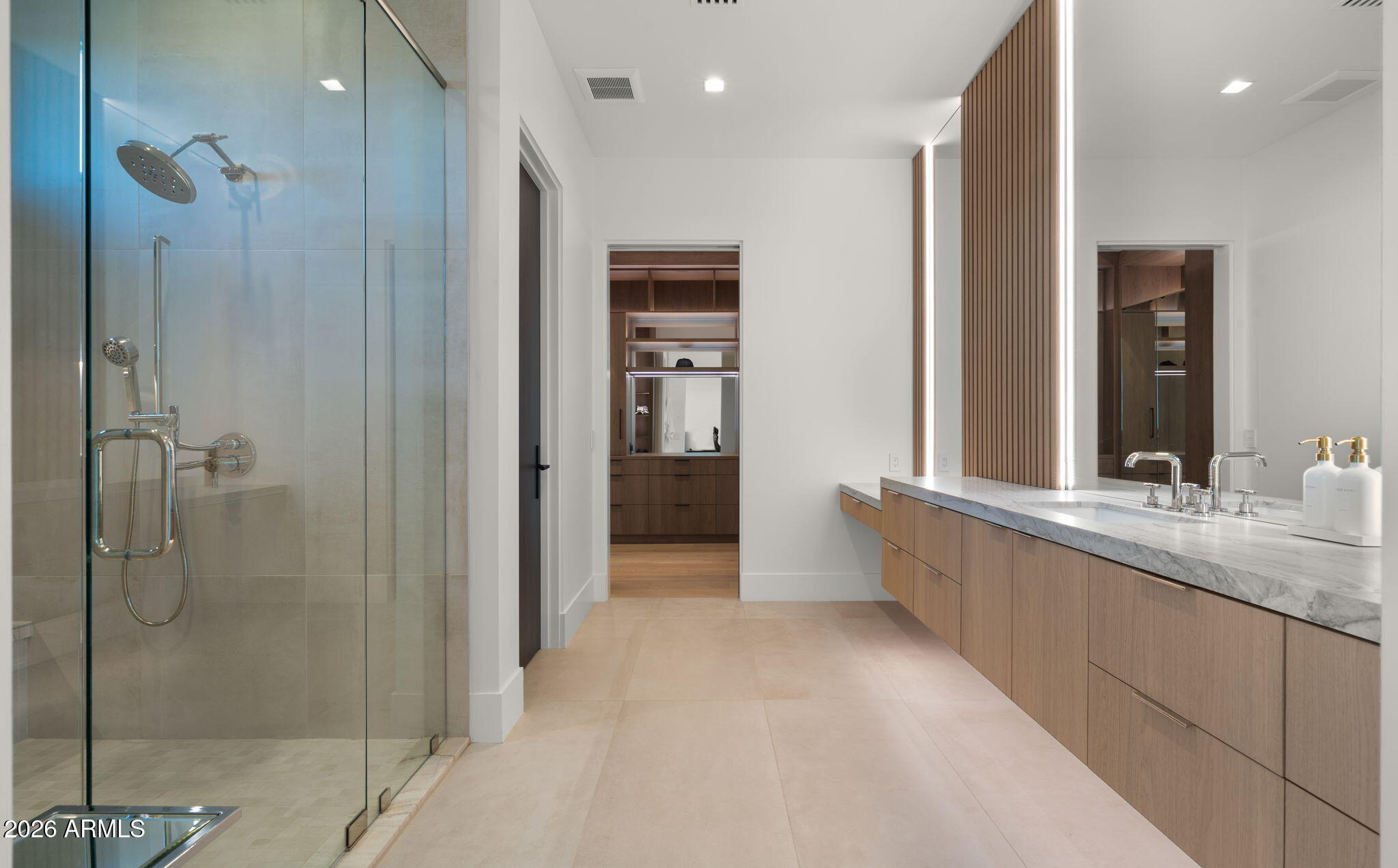 Hummingbird Manor - Residential
