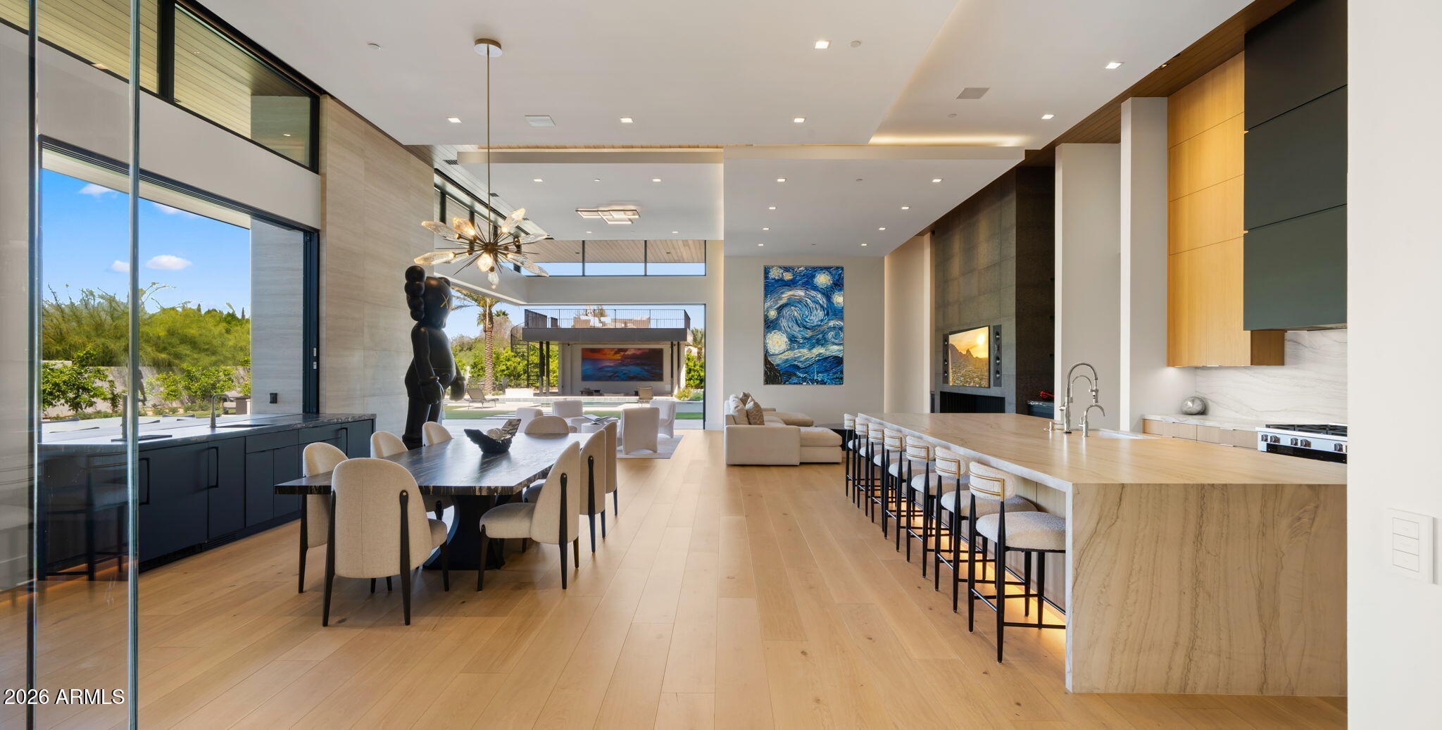 Hummingbird Manor - Residential