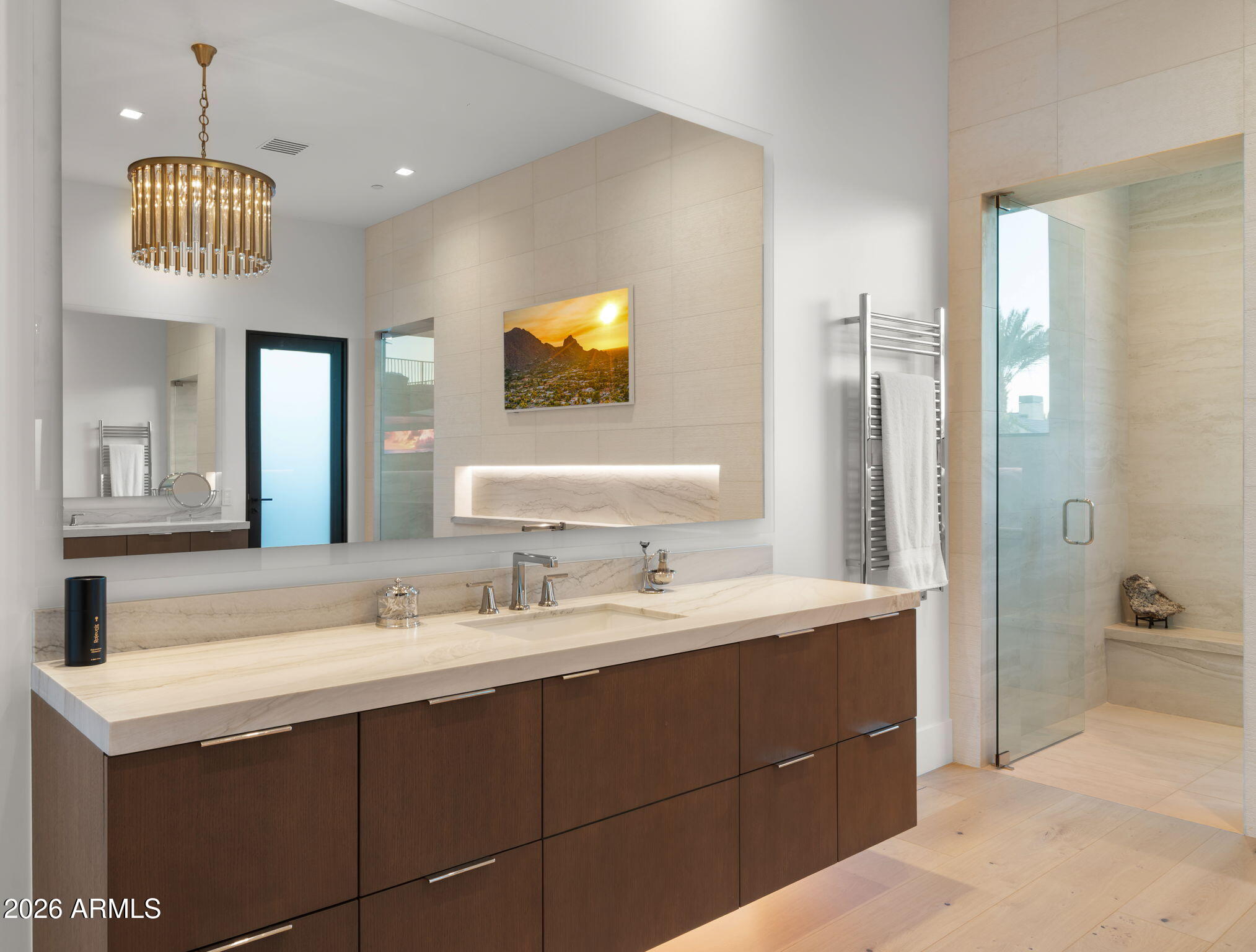 Hummingbird Manor - Residential