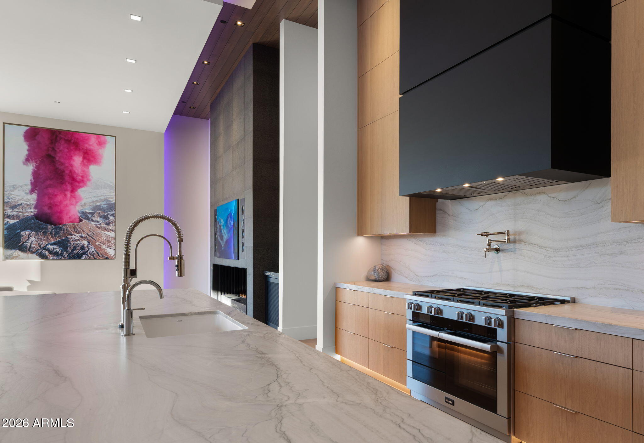 Hummingbird Manor - Residential