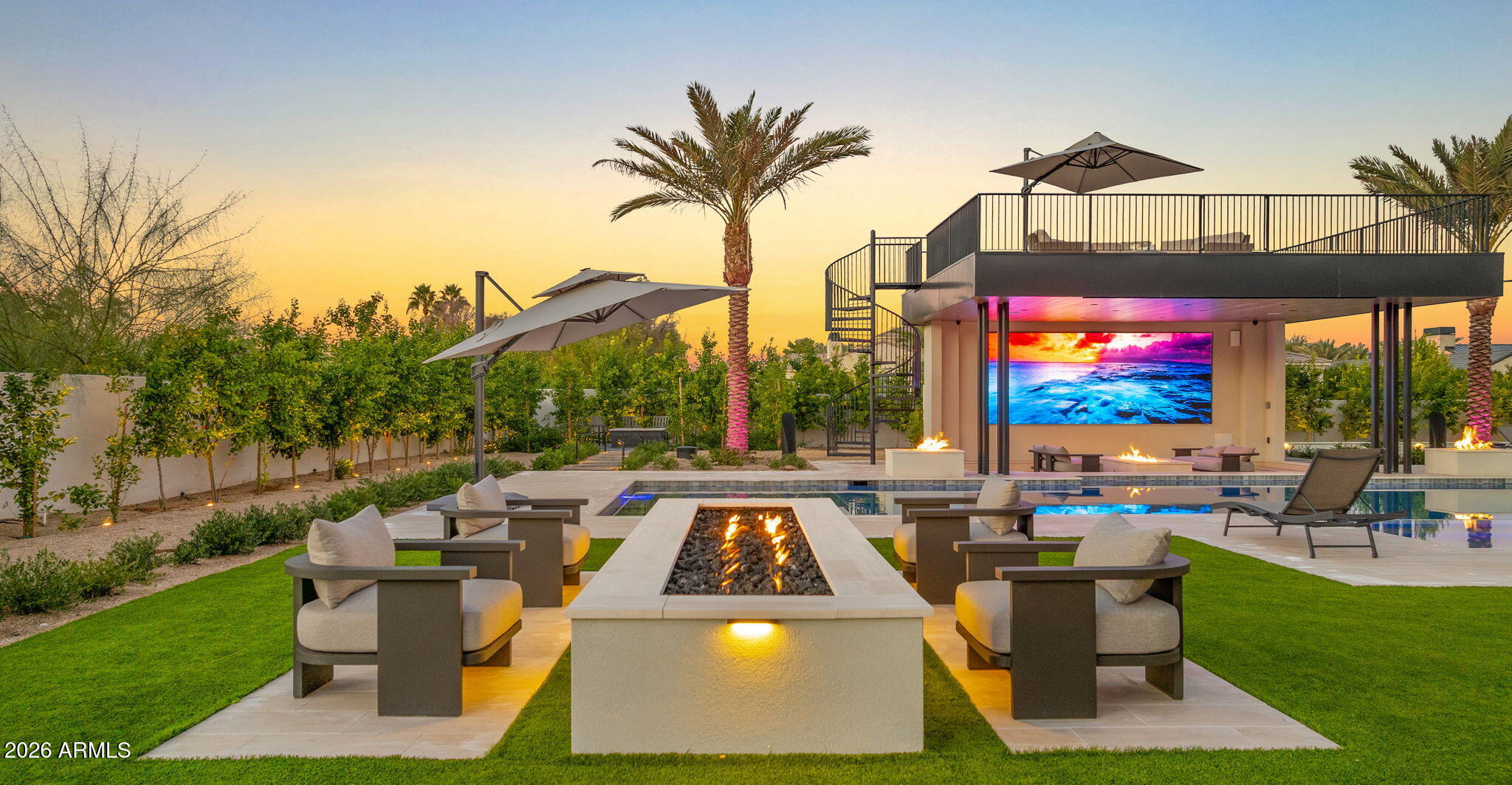 Hummingbird Manor - Residential