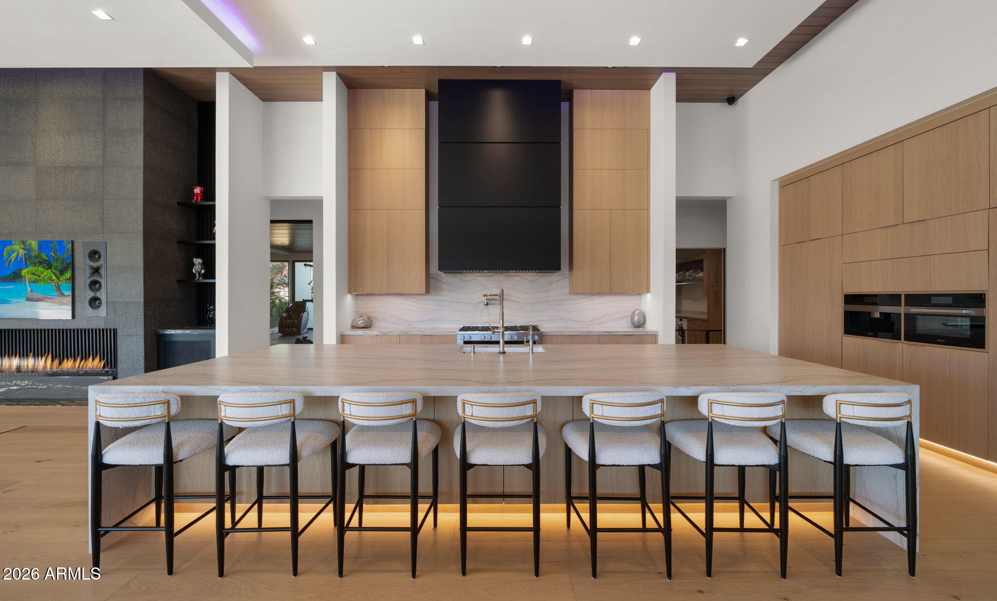 Hummingbird Manor - Residential