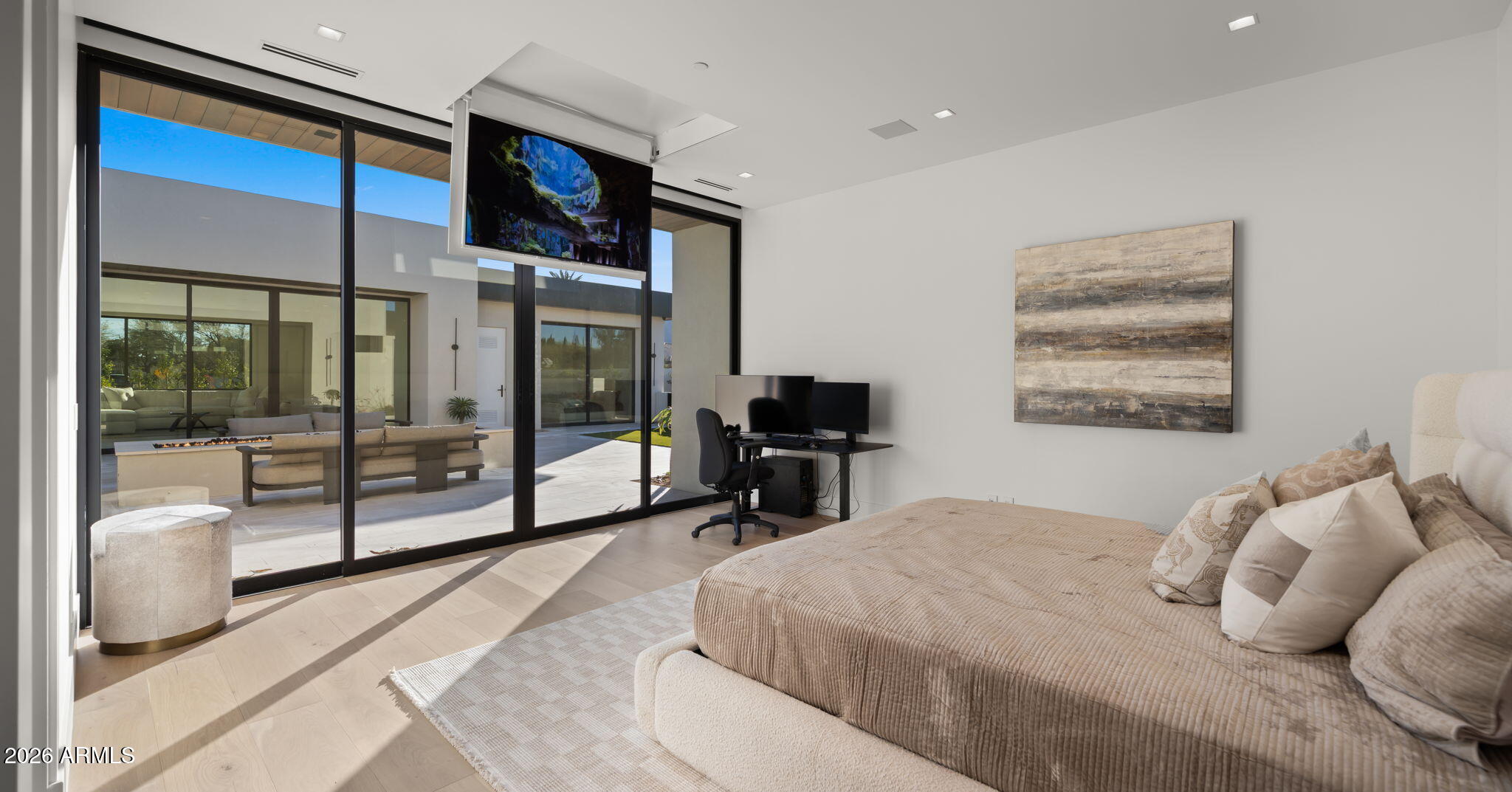 Hummingbird Manor - Residential