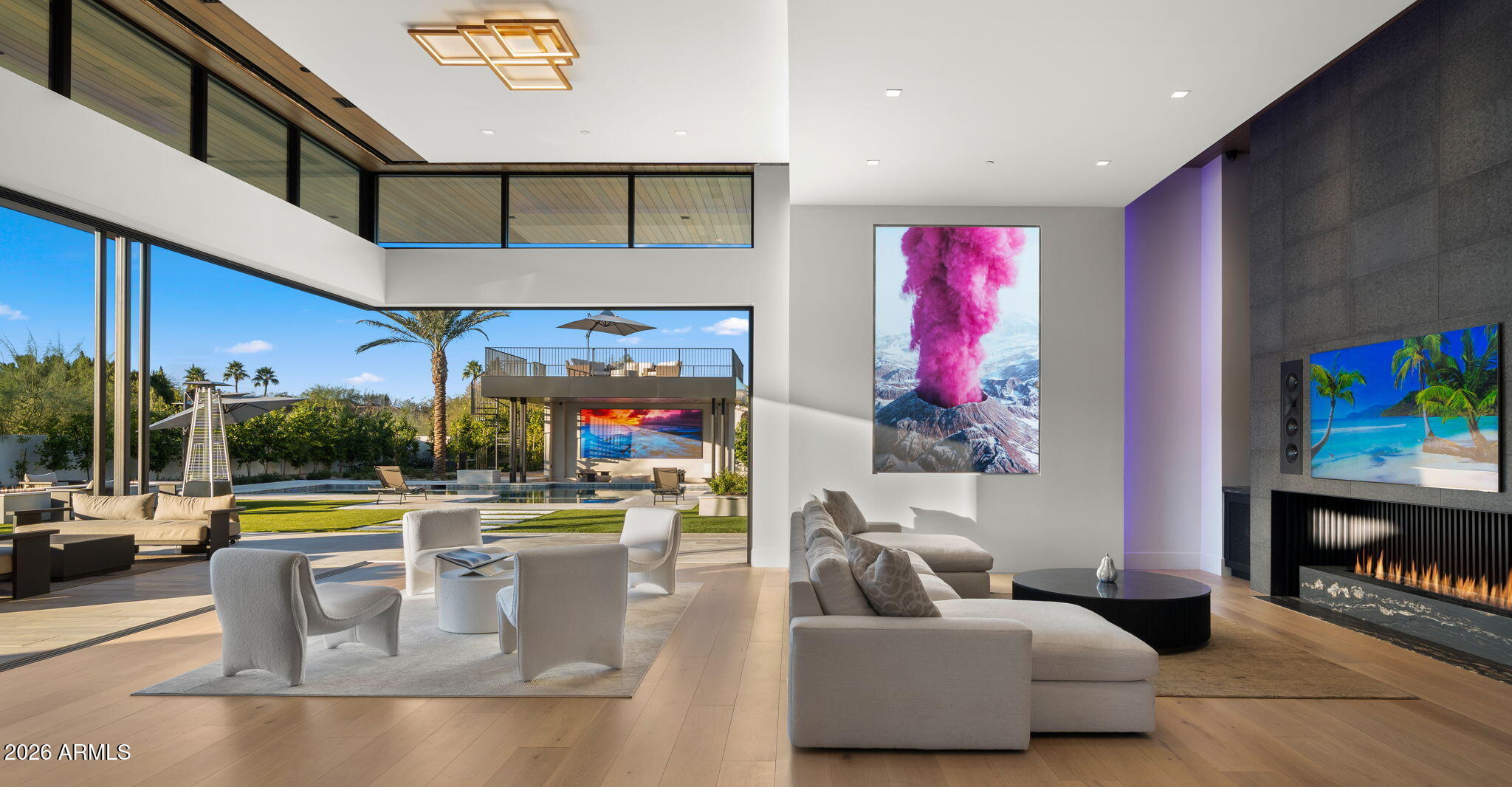 Hummingbird Manor - Residential