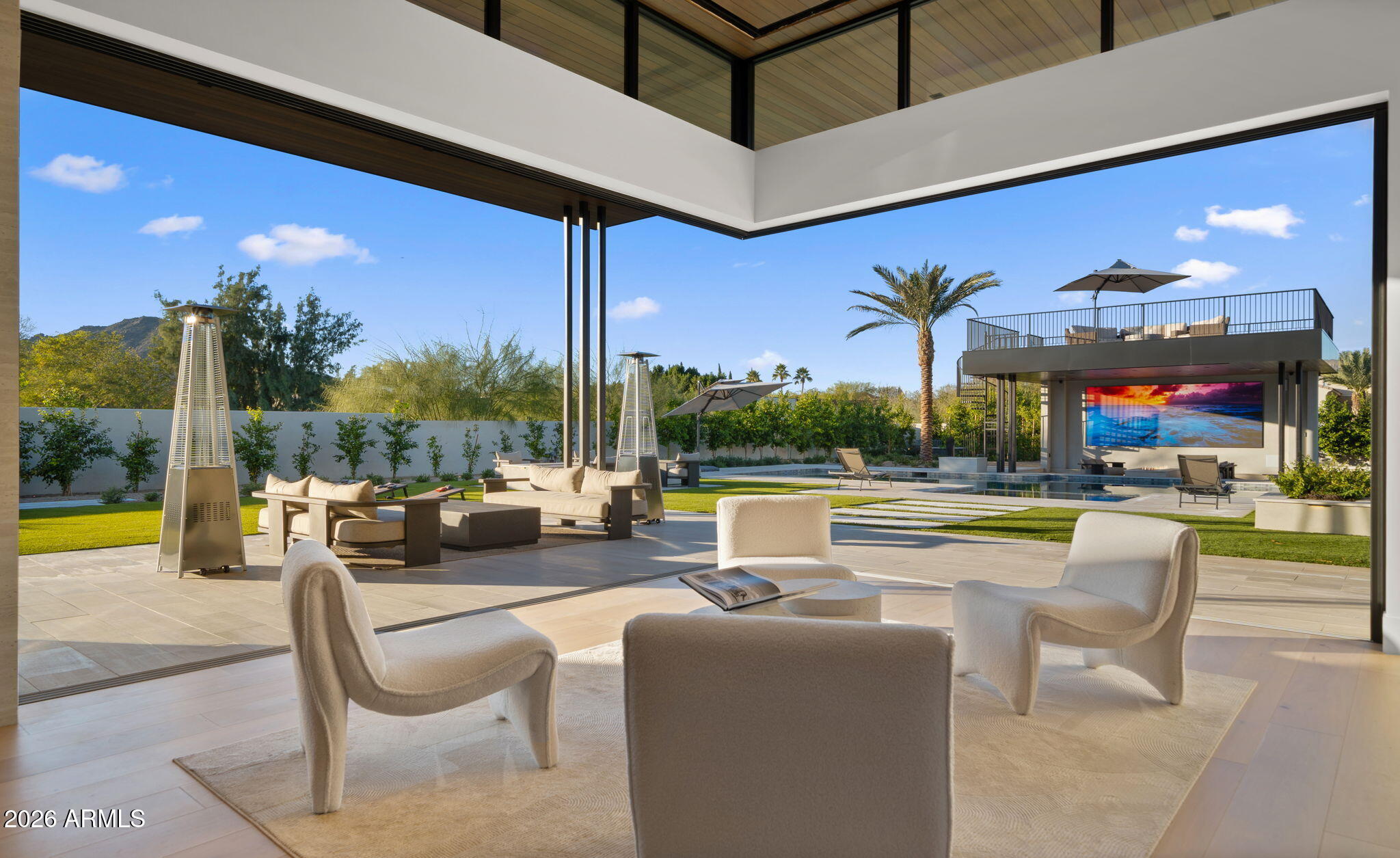 Hummingbird Manor - Residential