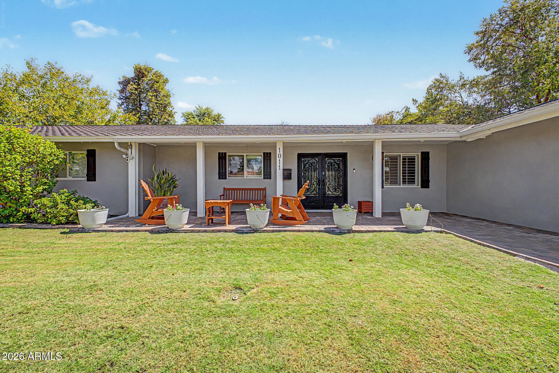 1011 W PALO VERDE Drive
