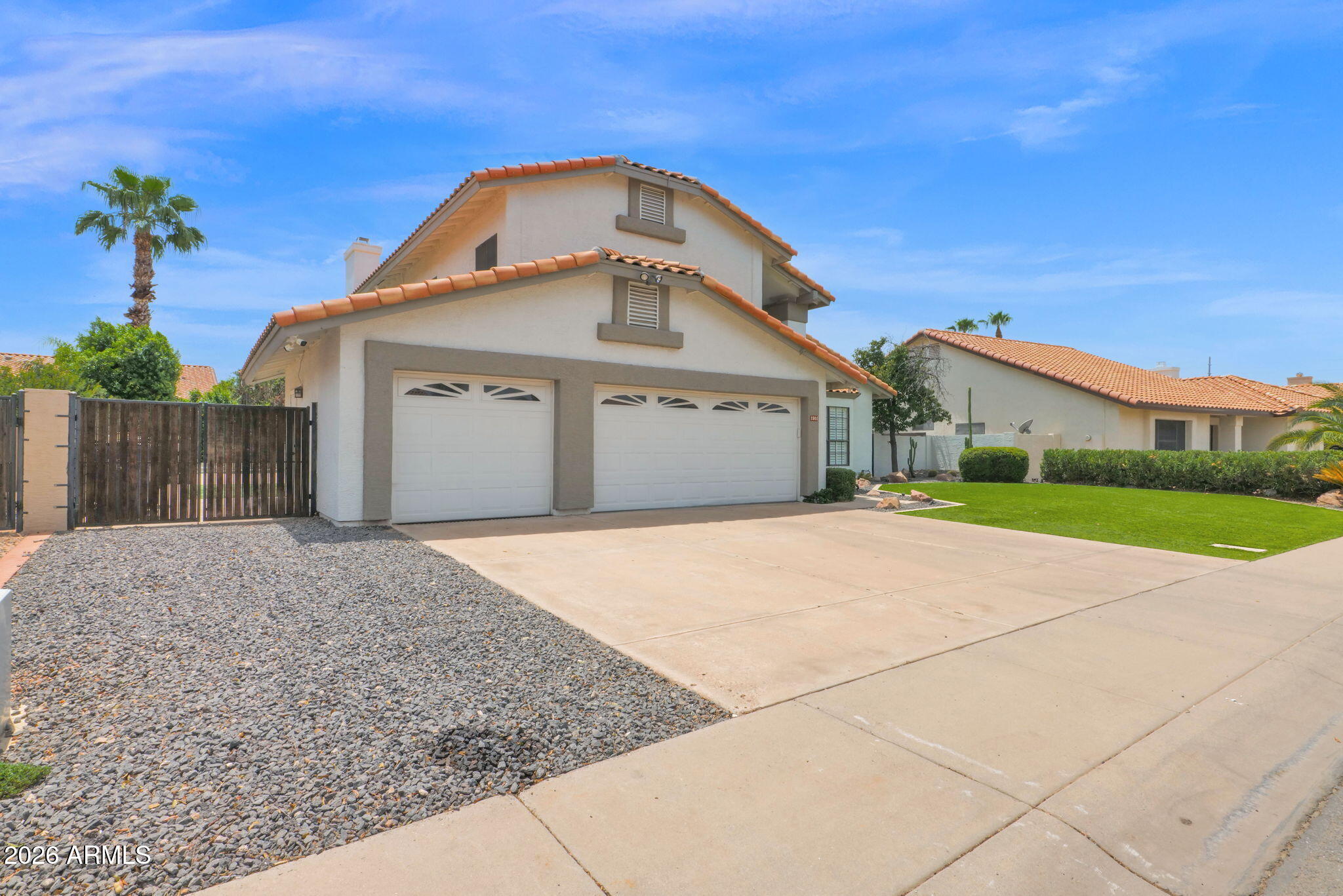 1501 W ANTIQUA Drive